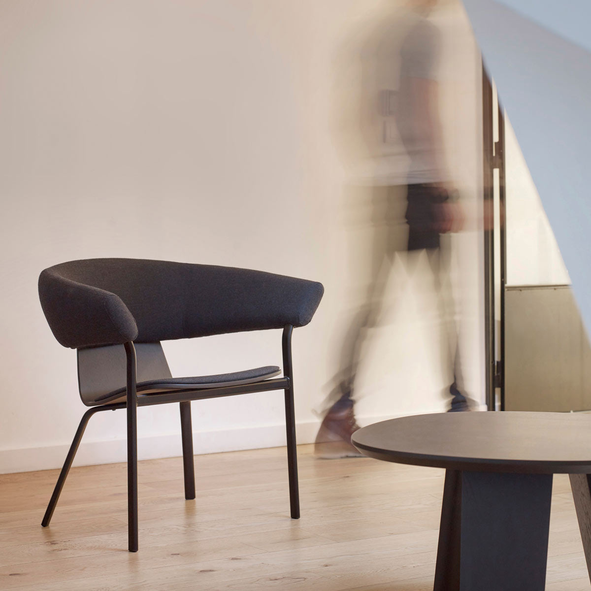 Atal Lounge Chair