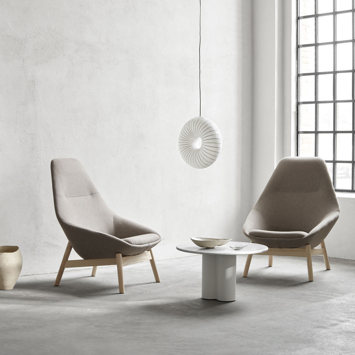 Famiglia Lounge Chairs