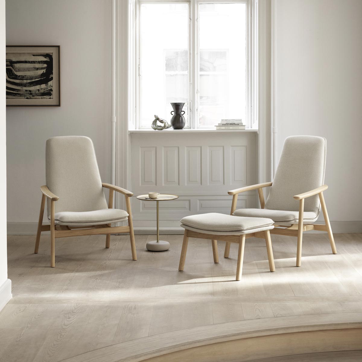 Uku Oak Lounge Chair