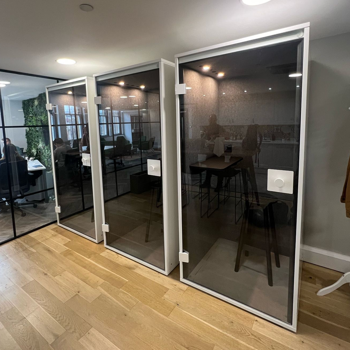 Focus Phone Booth Insitu