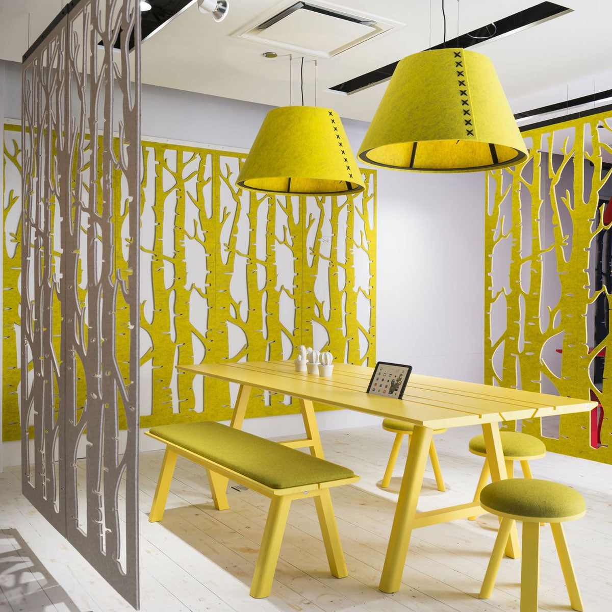 BuzziFalls Hanging Room Screens