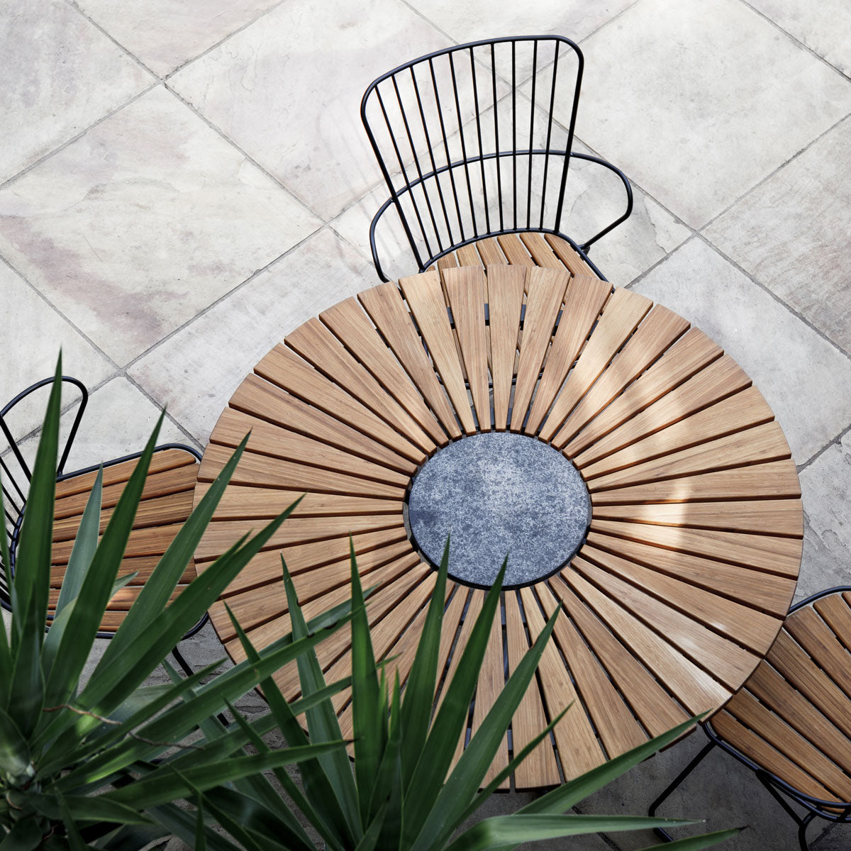 Circle Dining Table