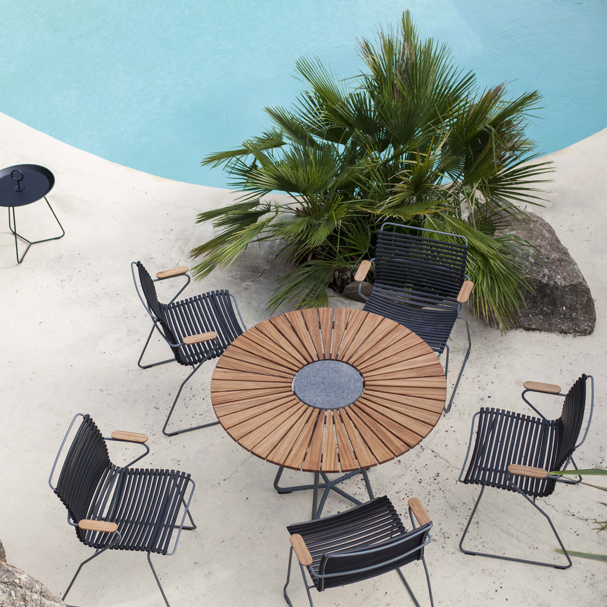 Circle Dining Table