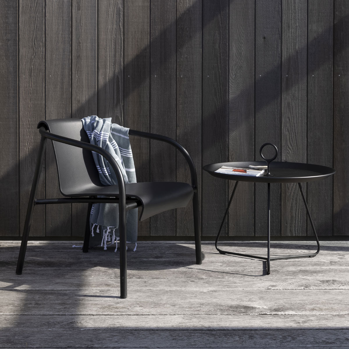 Eyelet Tray Table