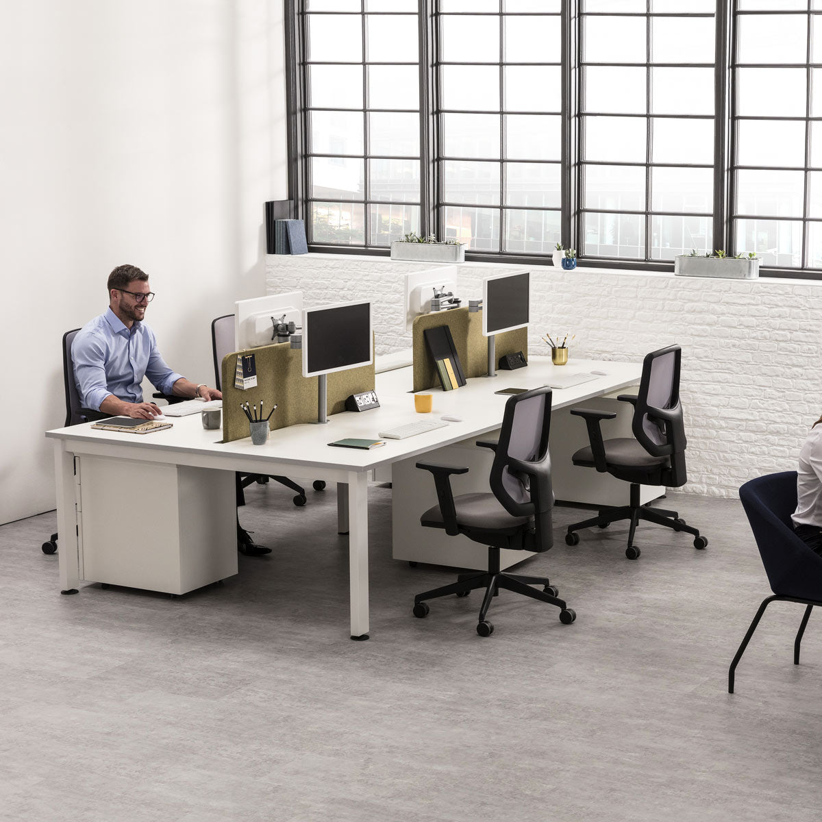 Freeway Desks