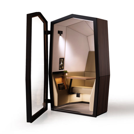 Kabin 1 interior