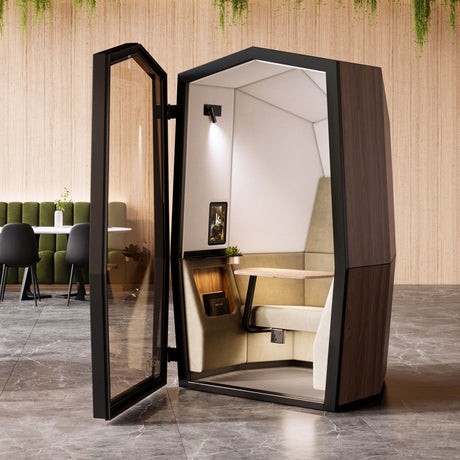 Kabin 1 with door open