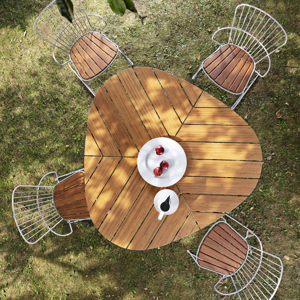 Leaf Outdoor Table