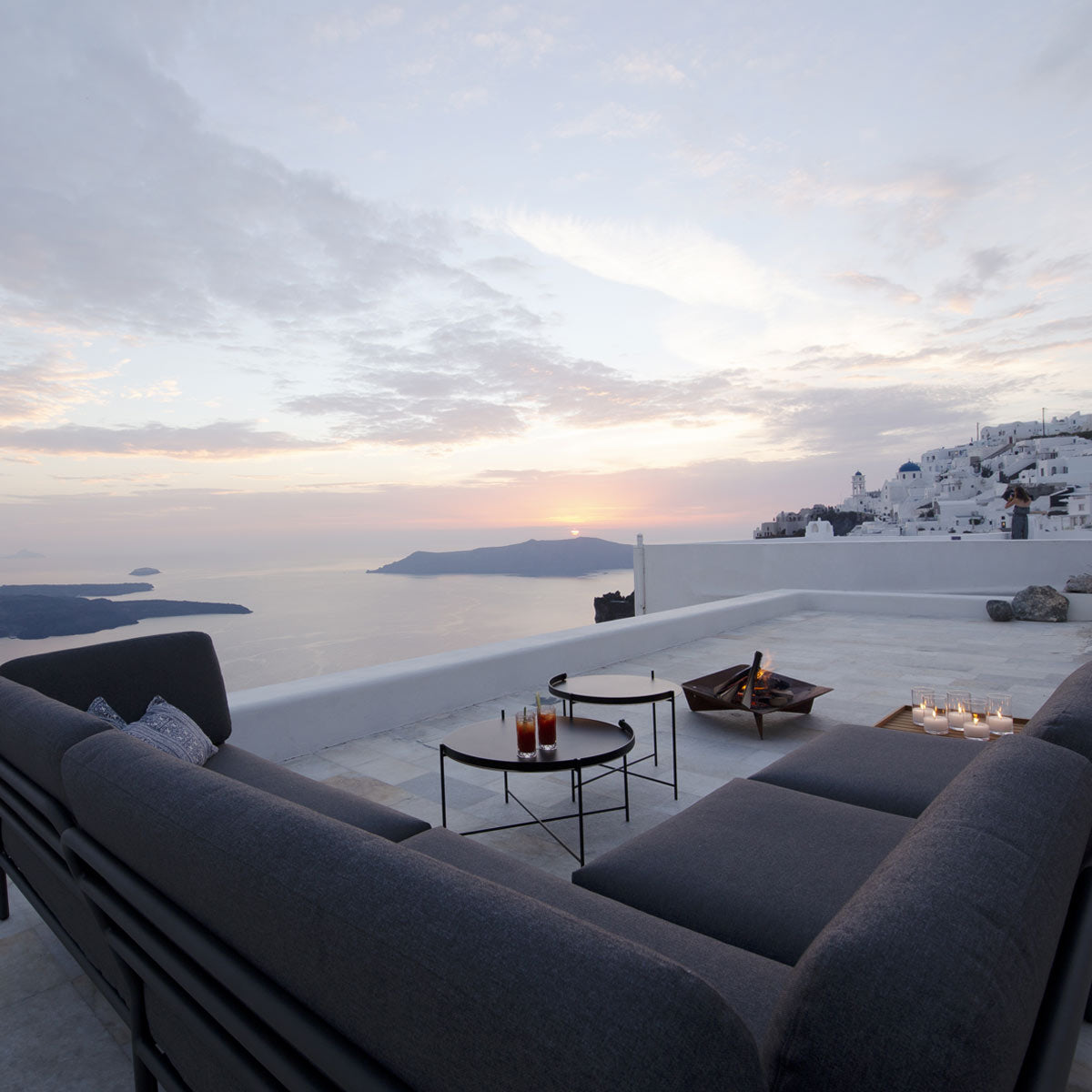 Level Outdoor Sofa