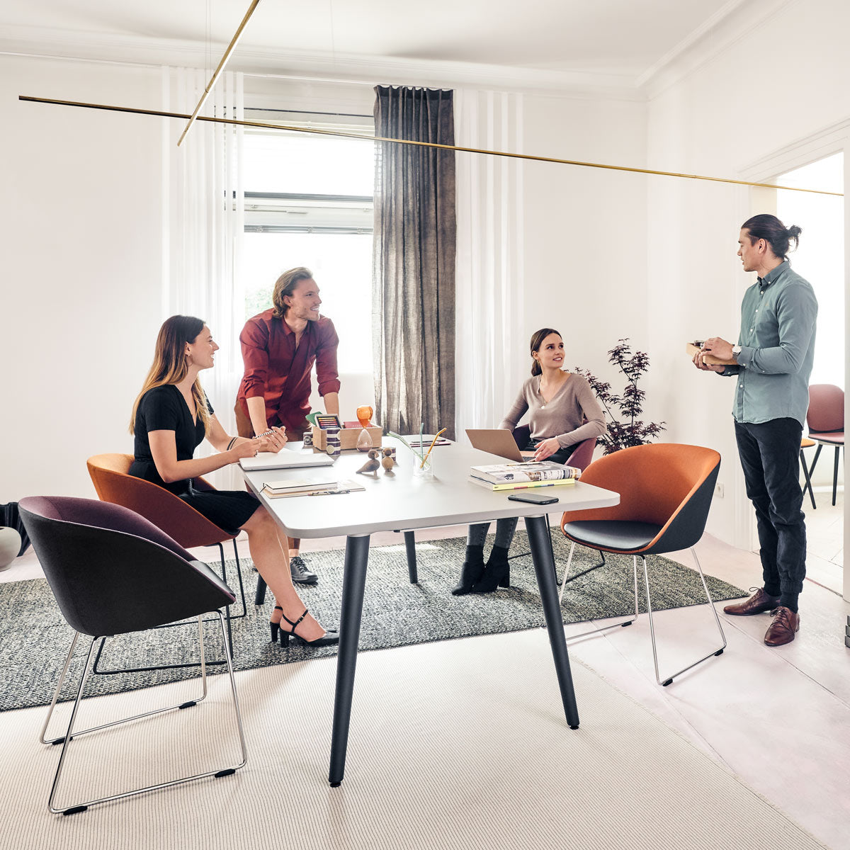 Mastermind Conference Table Black Legs