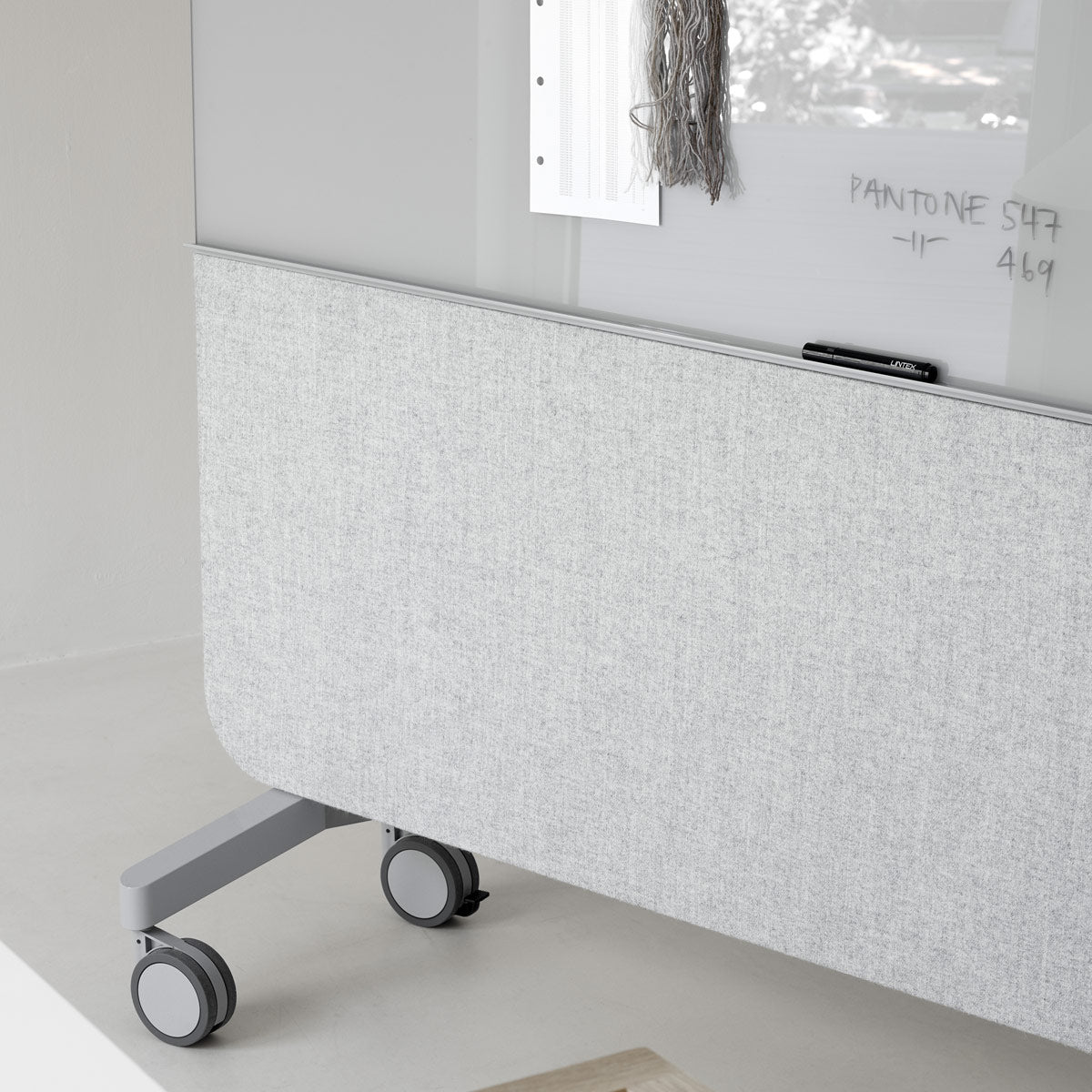 Mood Fabric Mobile Whiteboard