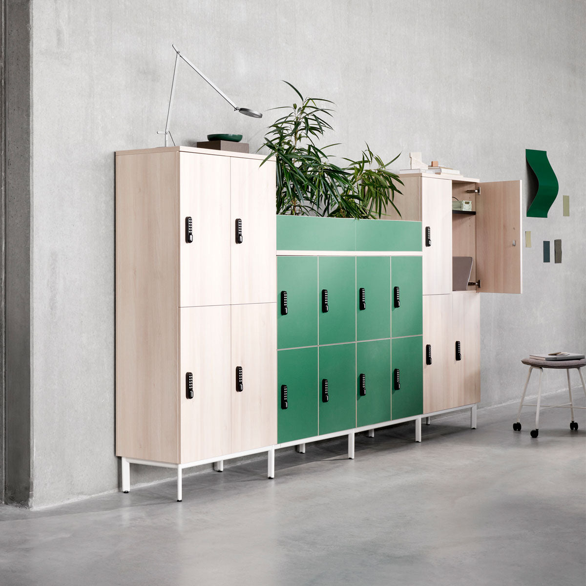 Play Personal Lockers