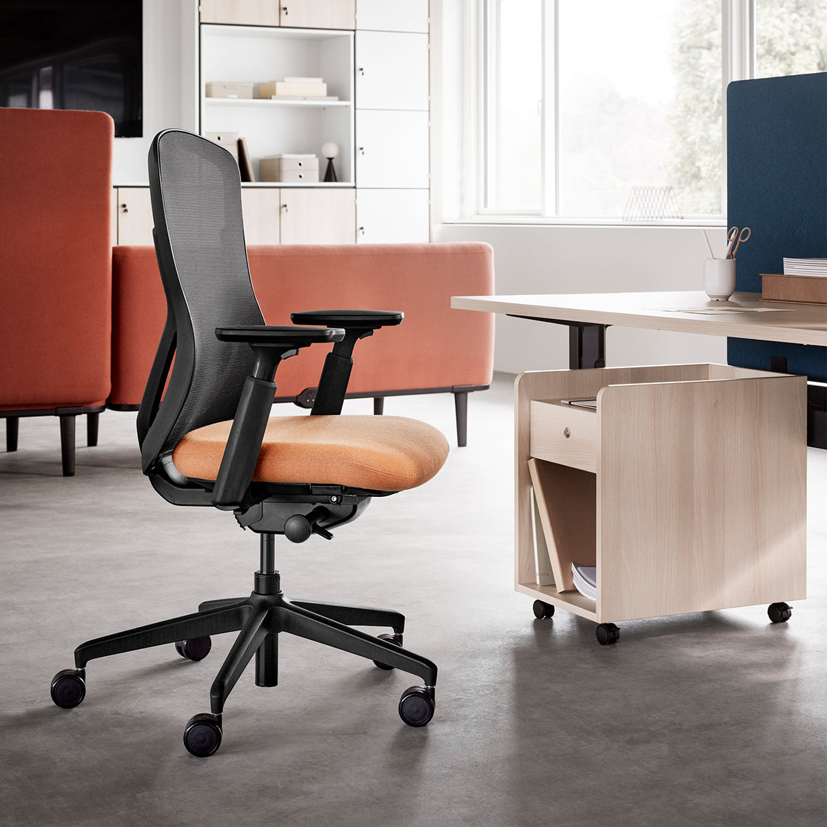 Ousby Task Chair