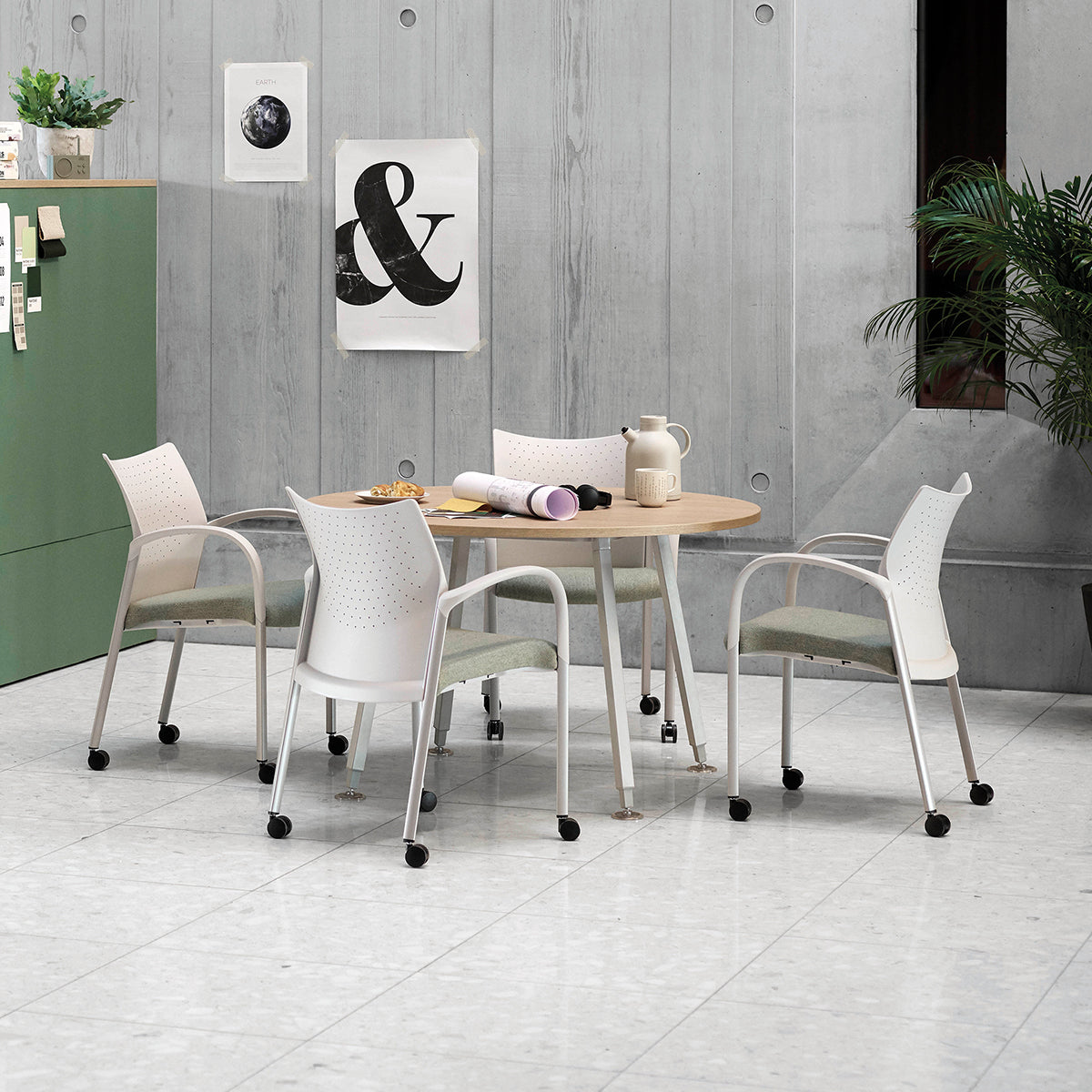 Trillipse Motion Chairs