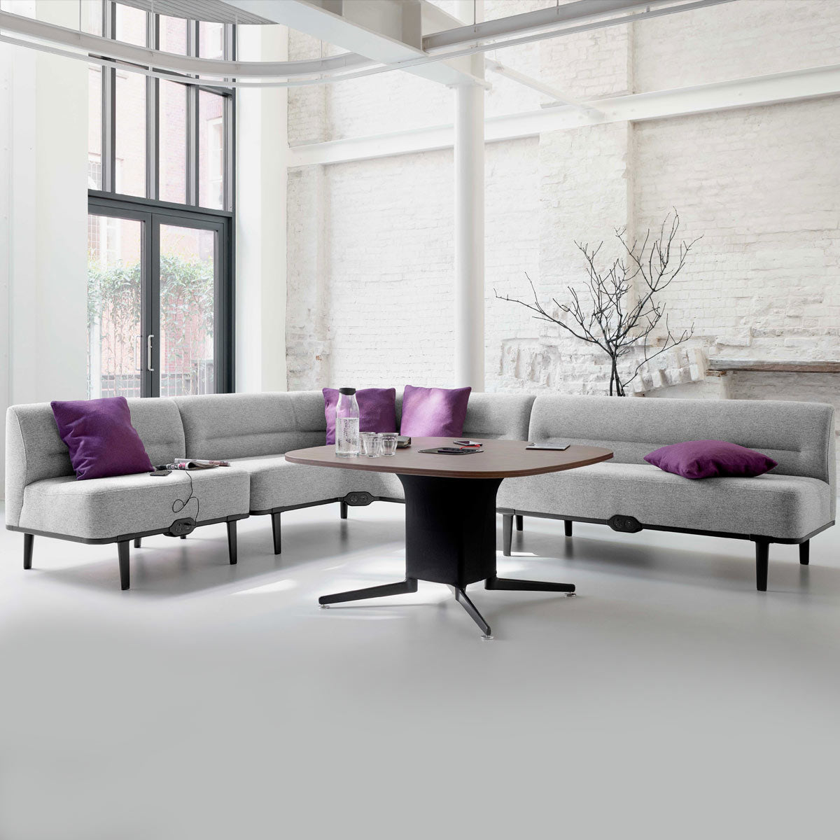 Ad-Lib Collaboration Table