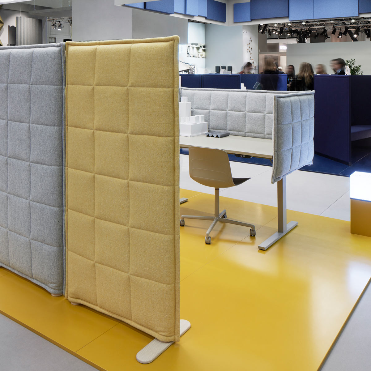 Stitch Desk Screen