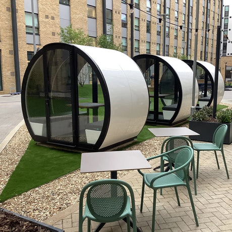 Fully Enclosed Outdoor Meeting Pods