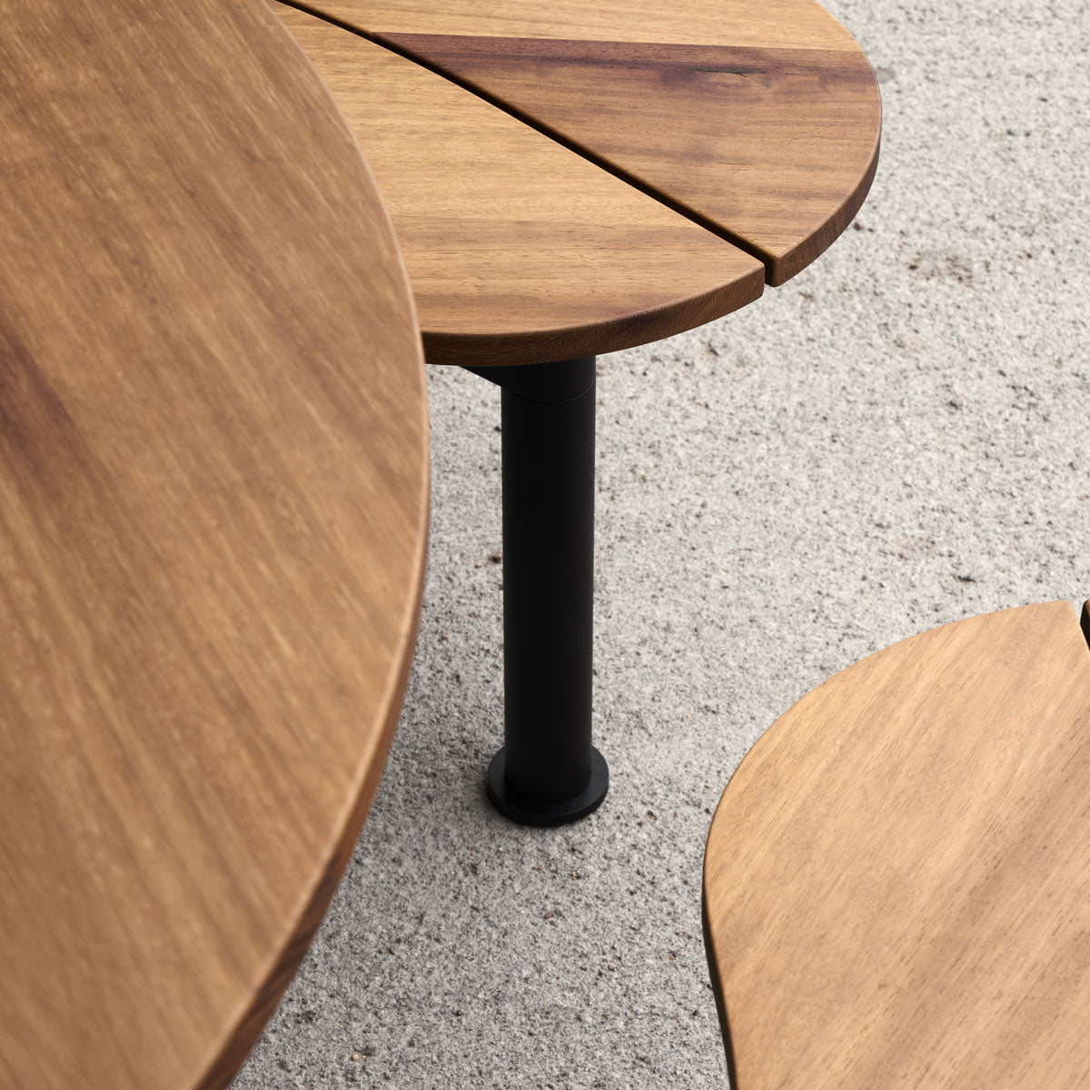 Tibo Outdoor Table