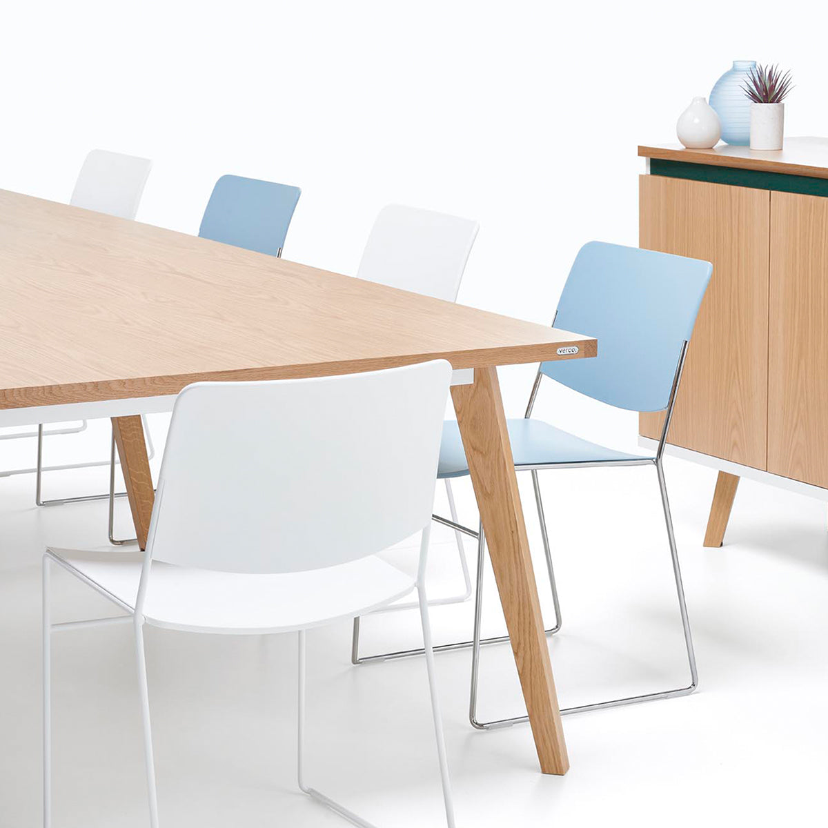 Stax60 Stacking Chairs