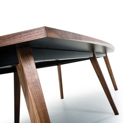 Martin Meeting Table Edge Detail