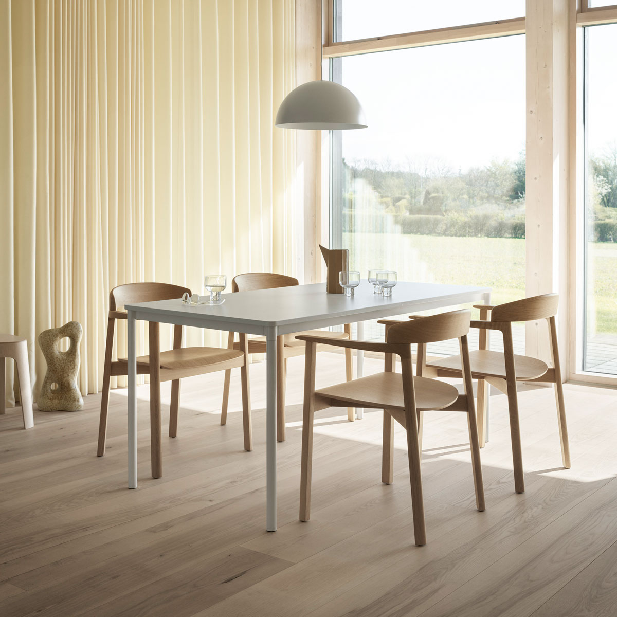 Yõso Armchair