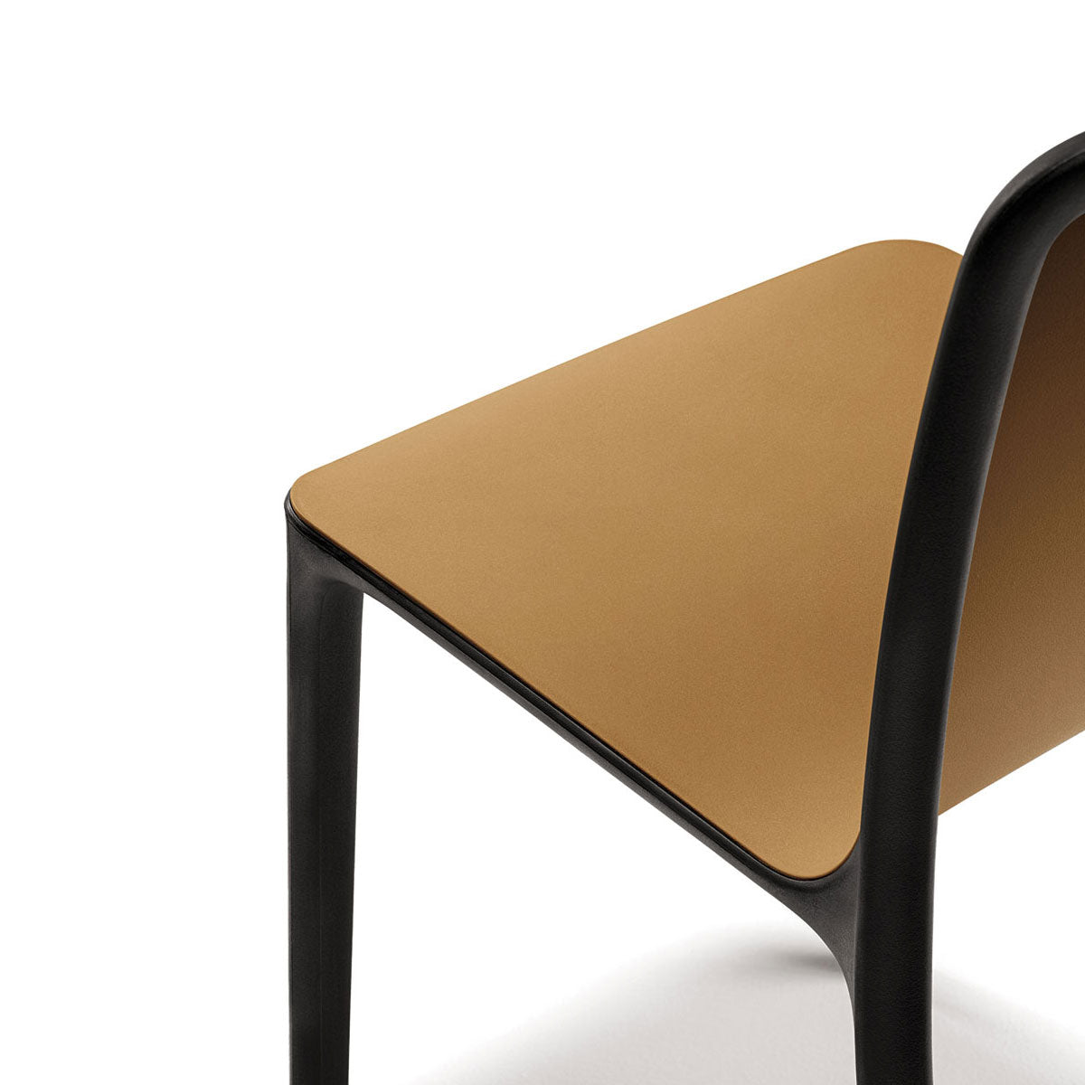 Bika Chair Ubrigue Brown