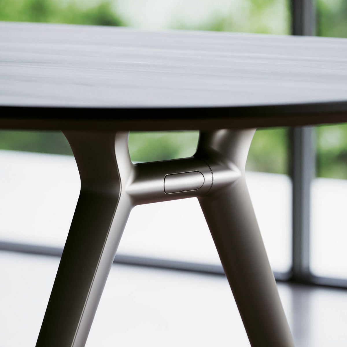 Versa Meeting Table Frame