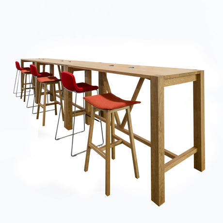 Hench High Table