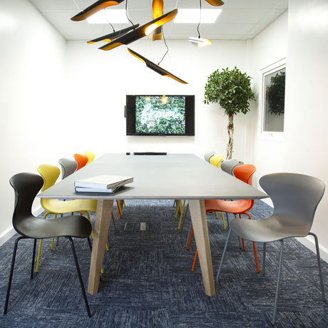 Jig Social Table