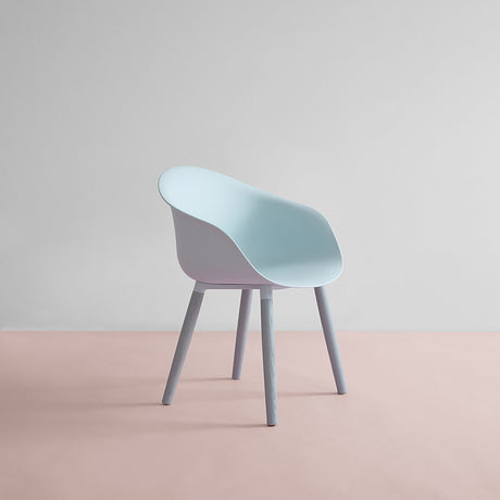 Kin Tub Chair Wooden Legs
