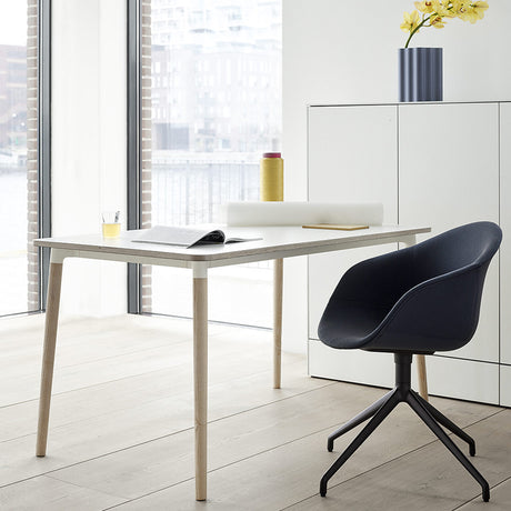 Kin Tub Chair
