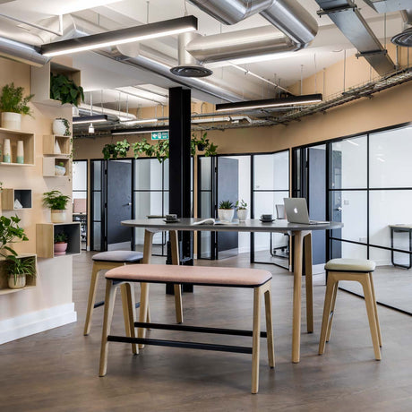 Levitate High Table