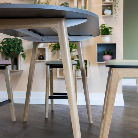 Levitate High Table