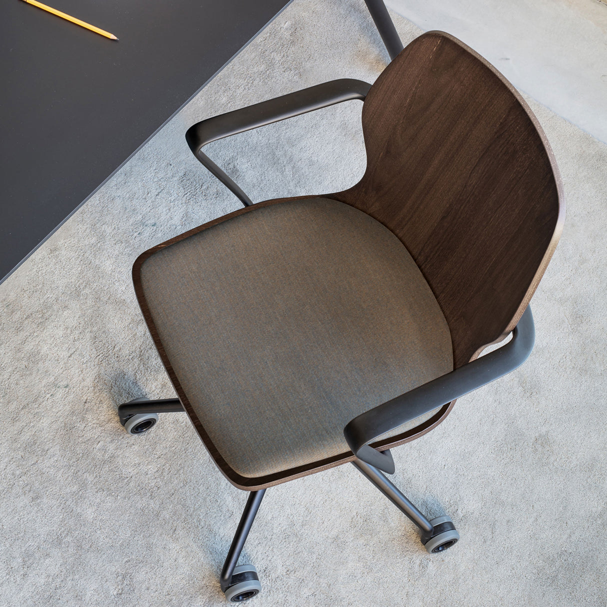Mi-Wood Chair
