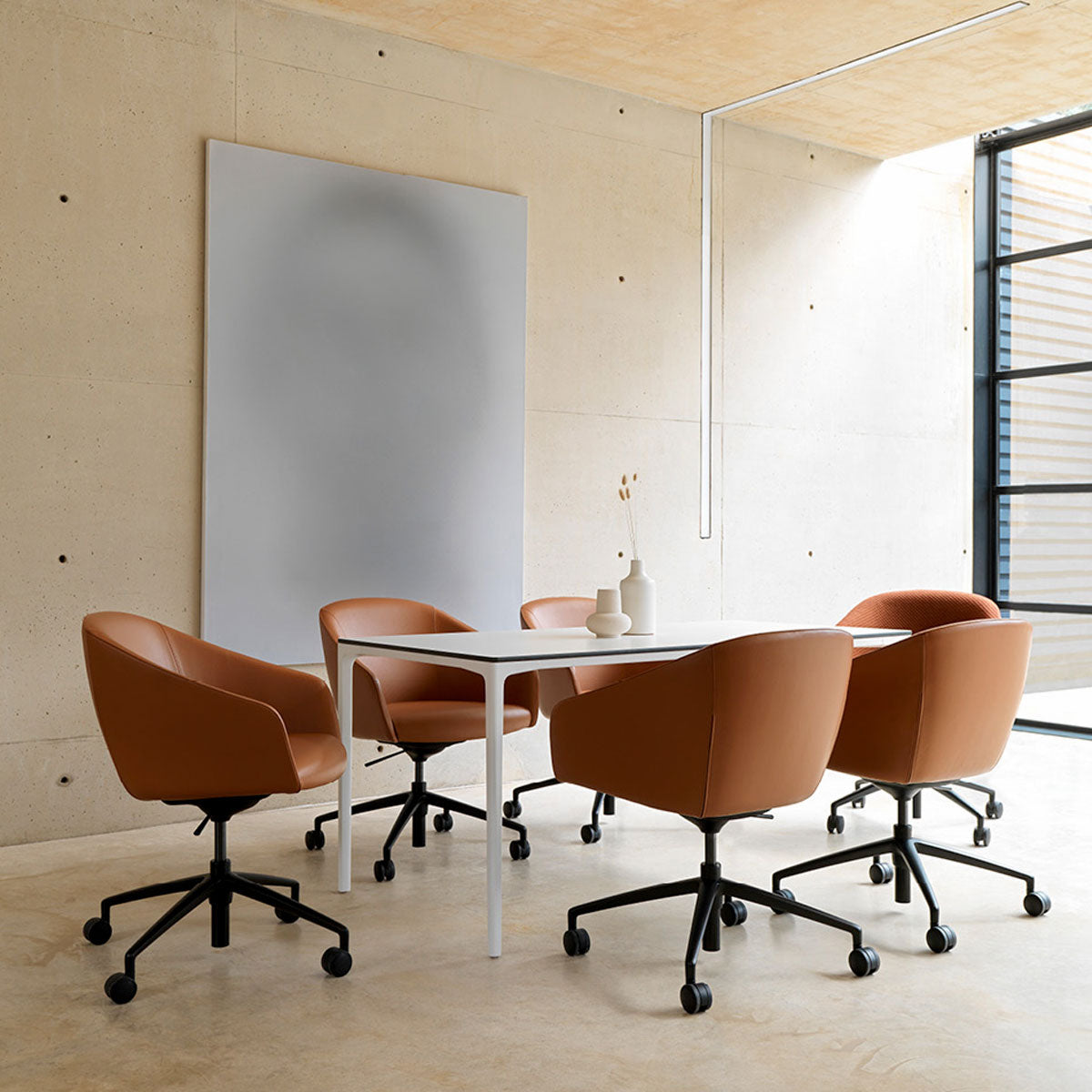 Paloma Meeting Chair