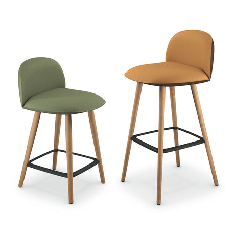 se:Cafe Soft Stools