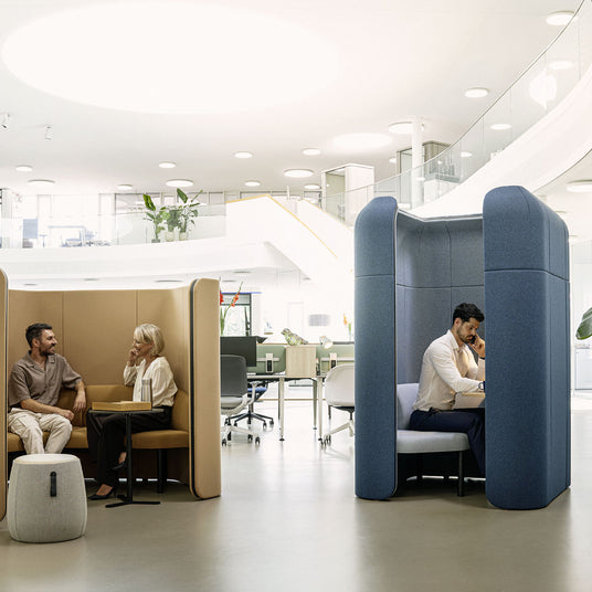 se:Hive Private Work Booth in a Workplace Environment