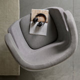 Moai Privacy Chair