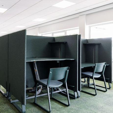 Theo Work Booth